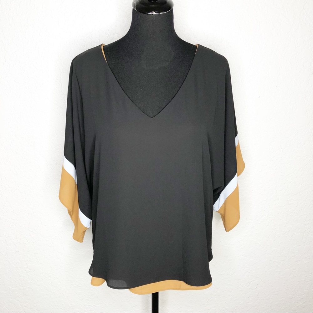 WHBM black white caramel brown v neck kimono sleeve top size Small
